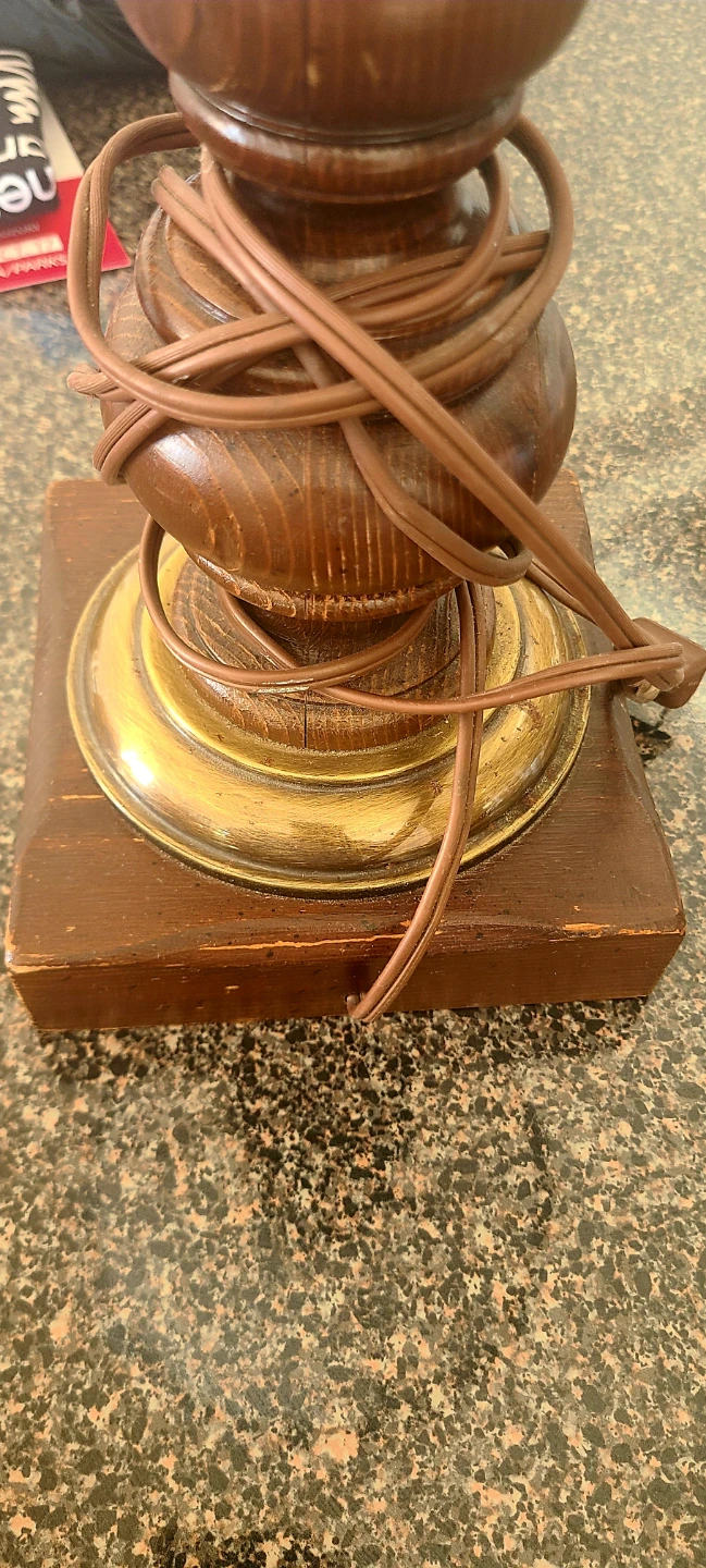 Vintage Wooden Table Lamp - photo 3