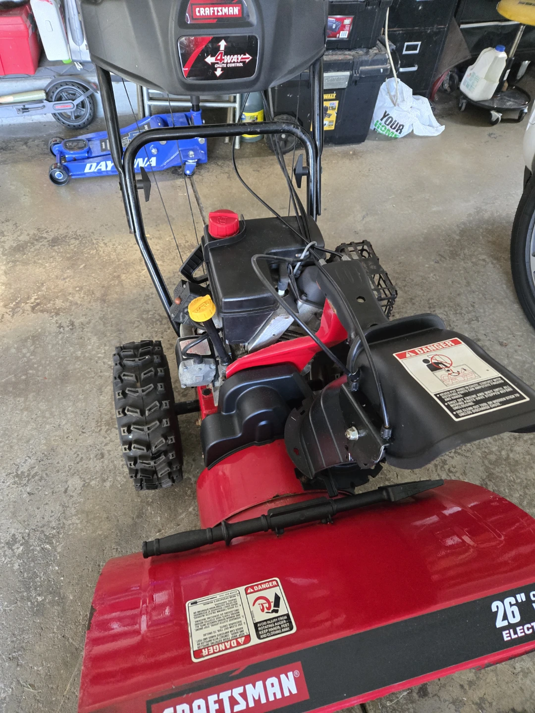 Craftsman  snow Blower. Tuned up ,ready to go - photo 2