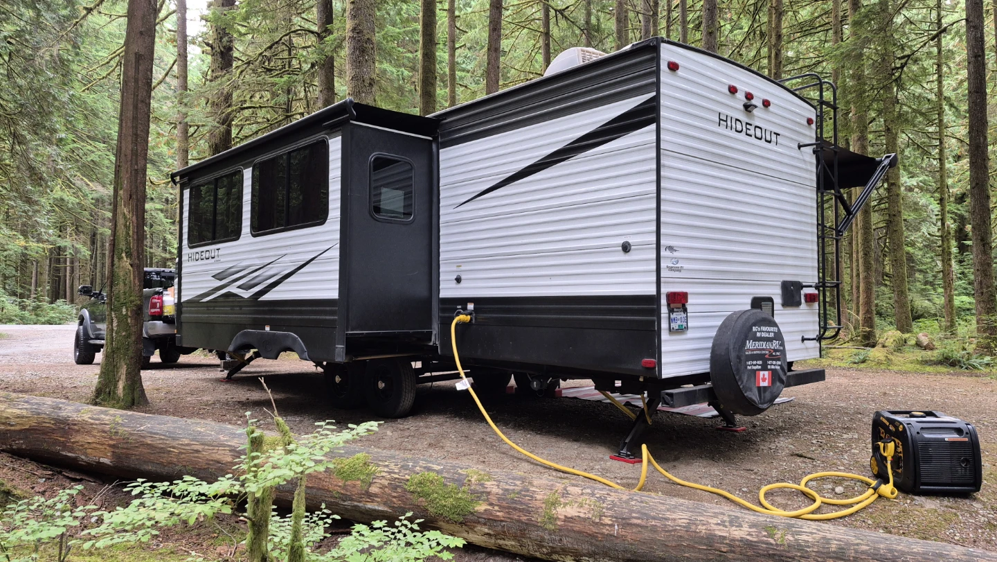 2021 Keystone HideOut Trailer - photo 2
