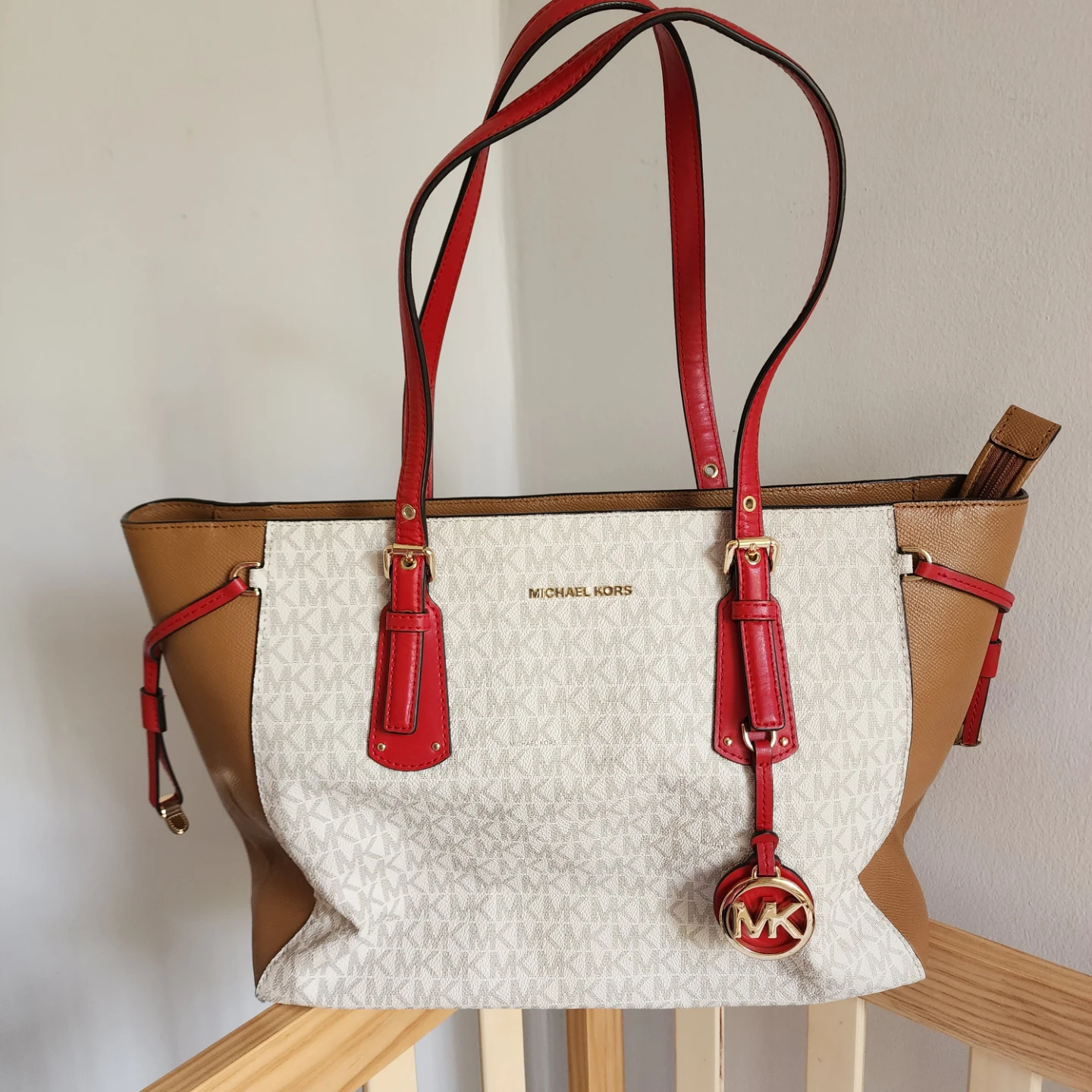 Michael Kors Voyager Medium Color-Block Signature Logo Tote