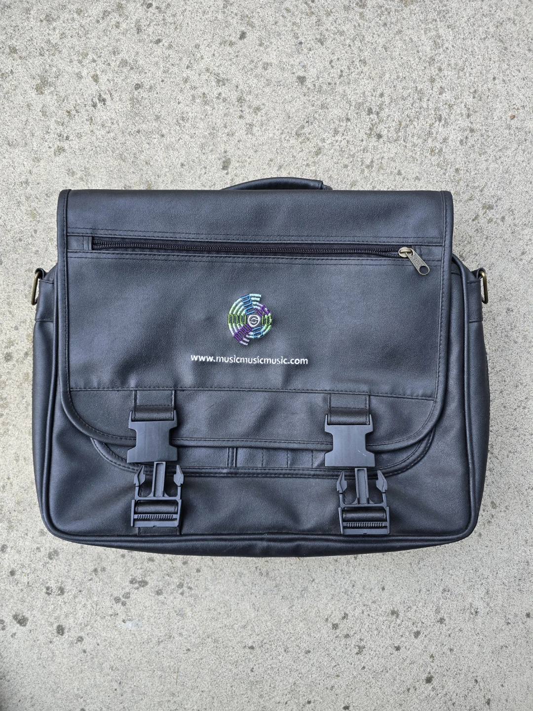 Black MusicMusicMusic Laptop Bag