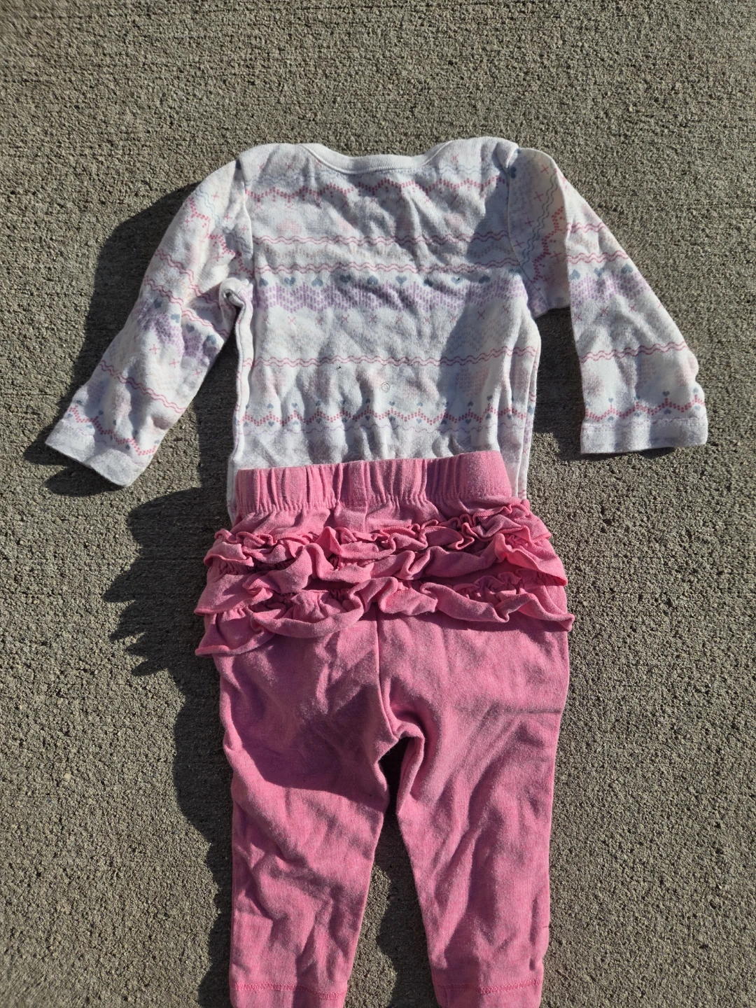 Childrens place Baby Girls 2-Piece Outfit Set 0-3M - photo 3