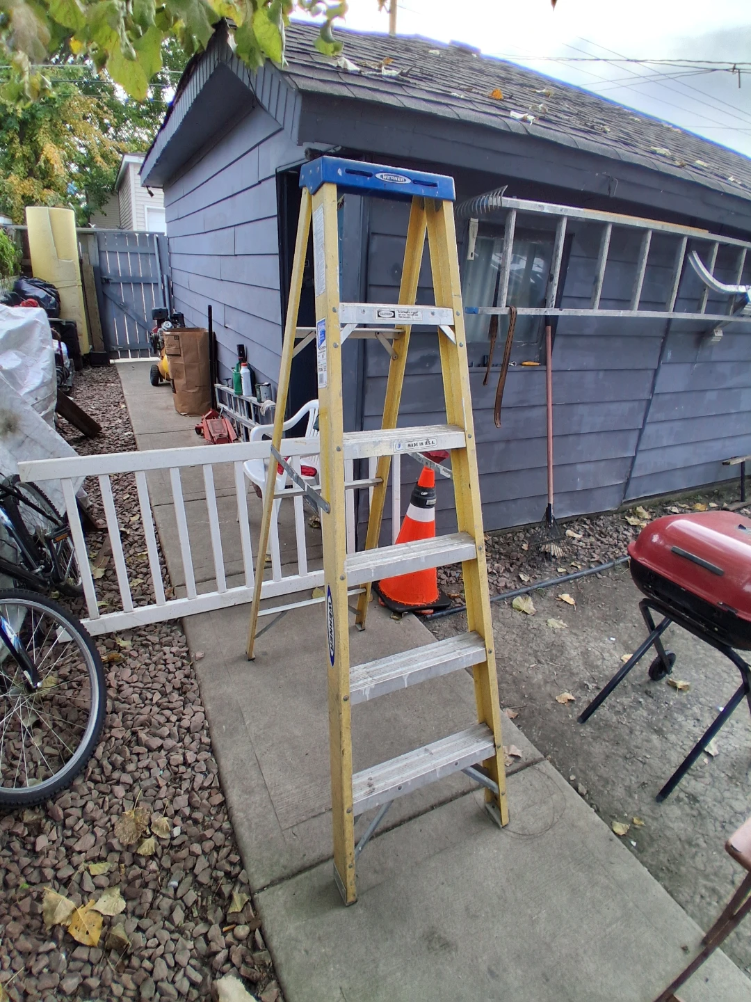 Werner 6ft Fiberglass Step Ladder FS106 - photo 3