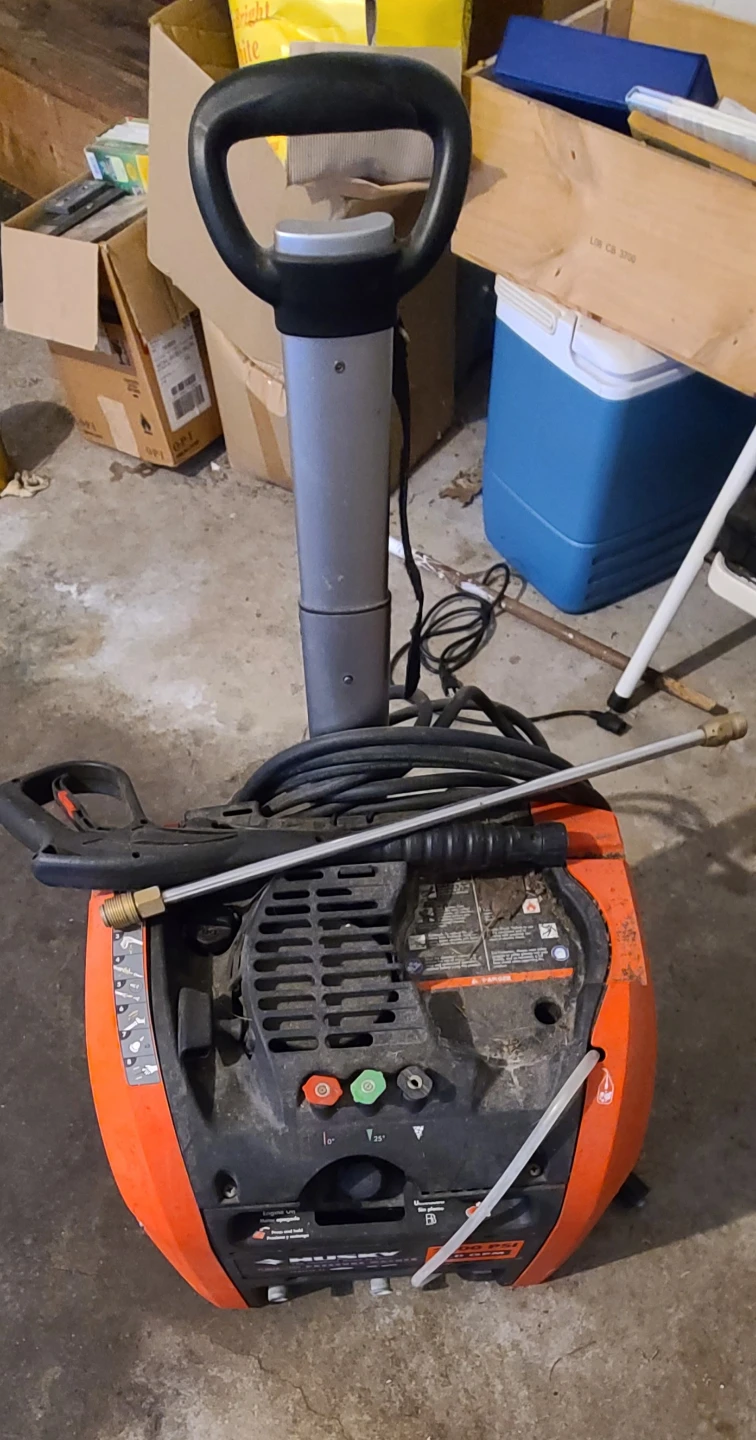 Husky 2200 PSI Portable Pressure Washer - photo 2