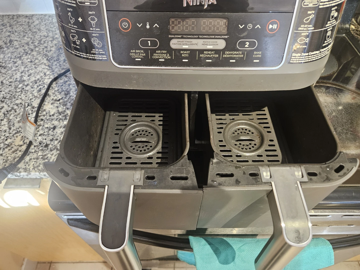 Ninja DualZone Air Fryer - photo 2
