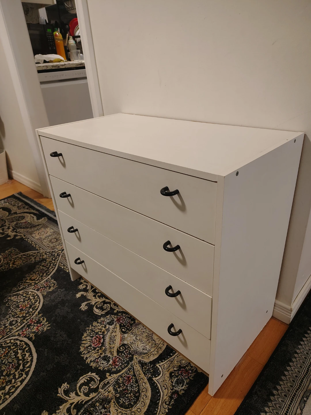 White 4-Drawer Dresser - photo 3