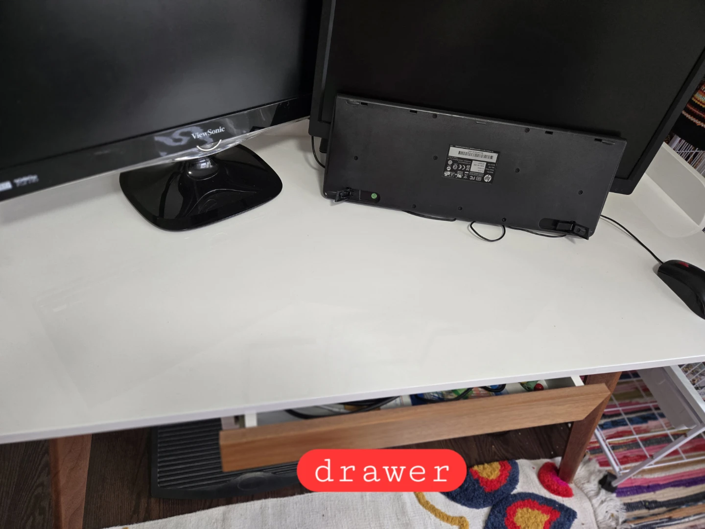 Office desk - photo 3