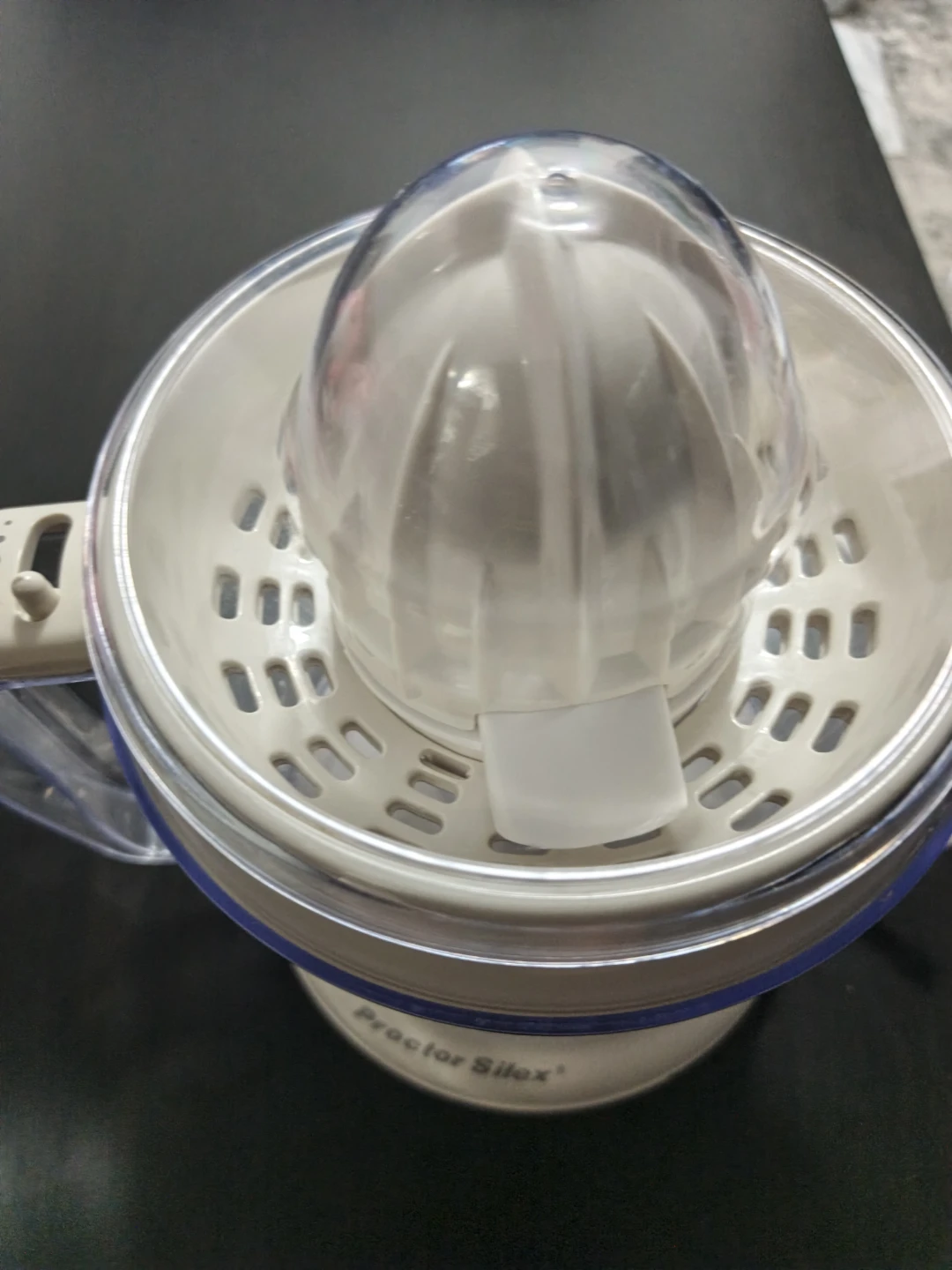 Proctor Silex 200W Hand Mixer and Citrus Juicer - photo 4