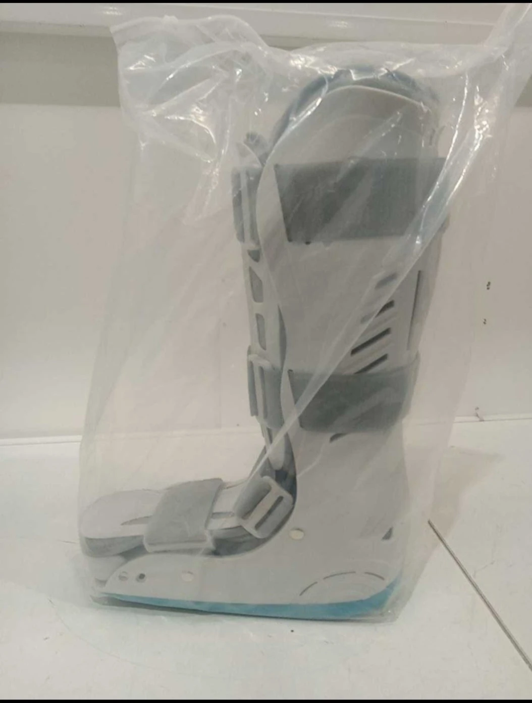 Inflatable Walking Boot/Air Cast - Size M