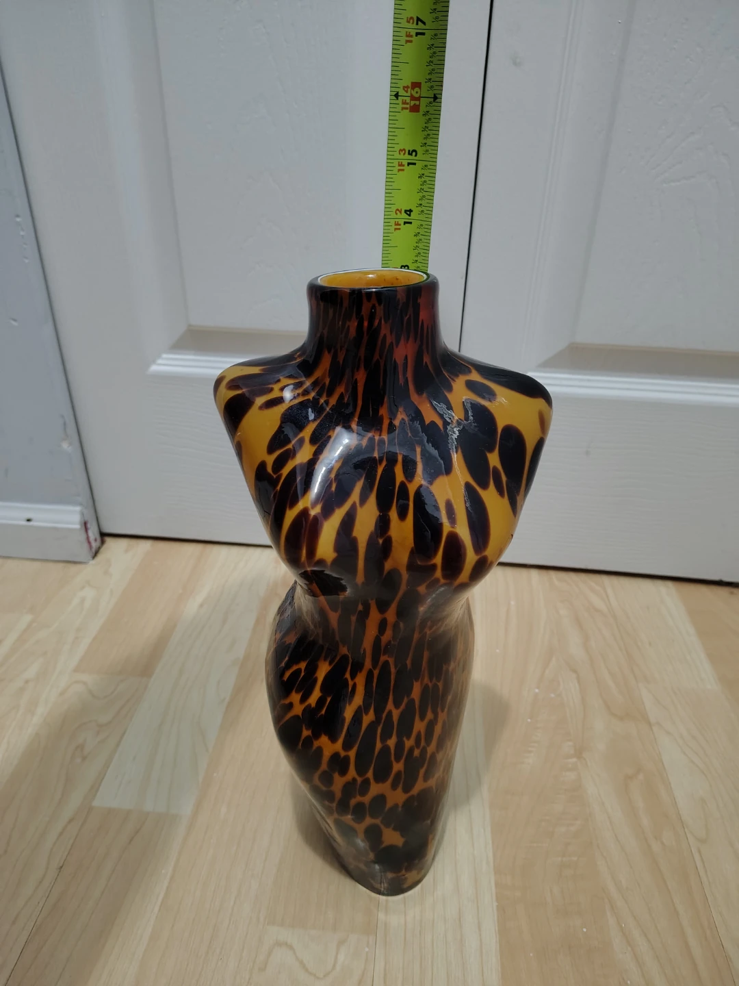 Leopard Print Torso Glass Vase - photo 2