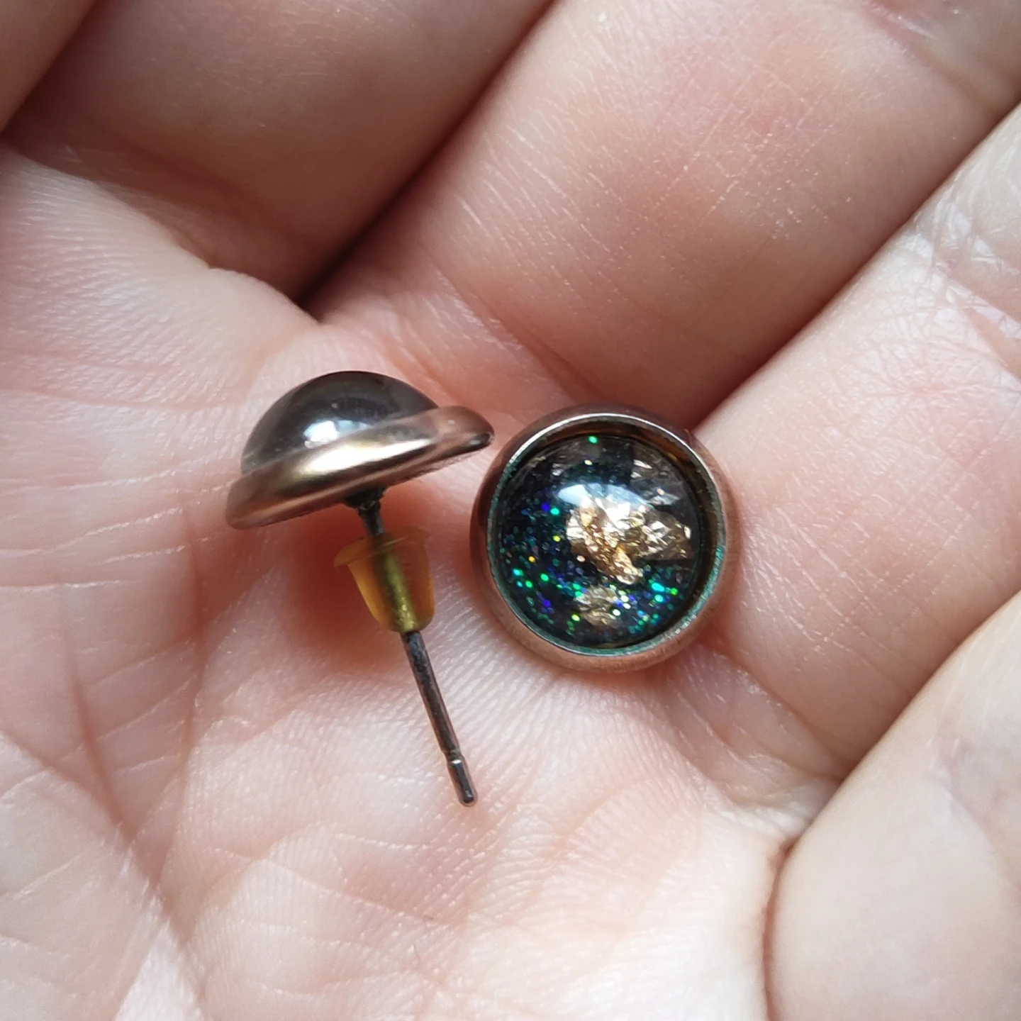 Resin stud earrings