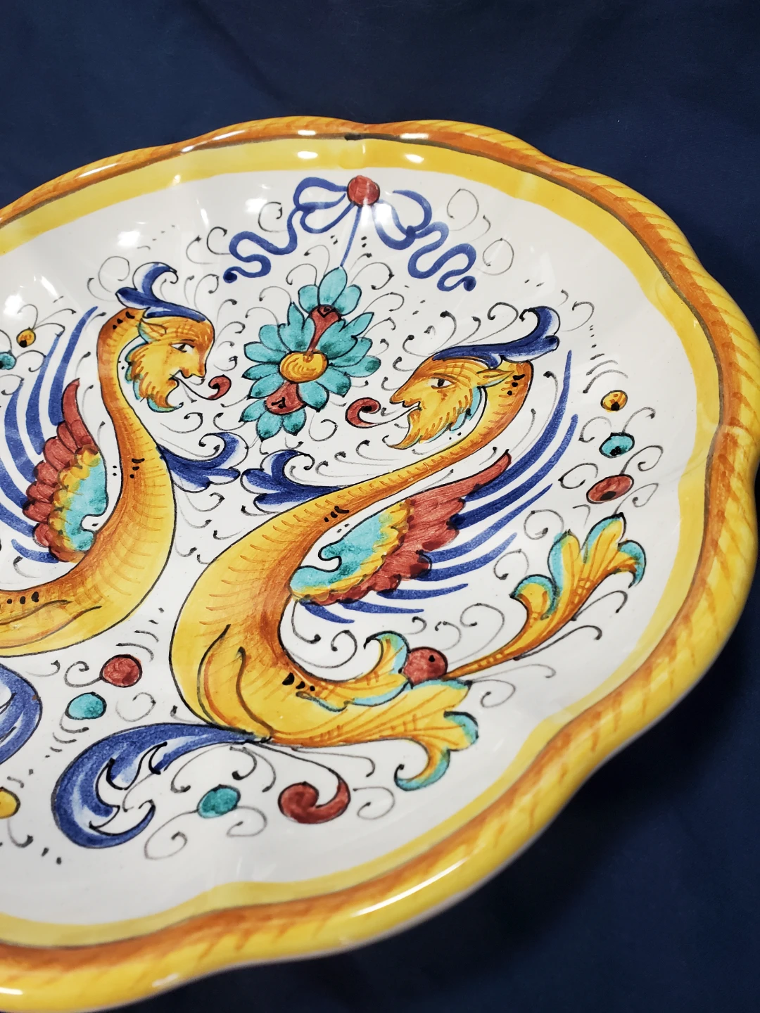 Deruta Italy Raffaellesco 10" Decorative Wall Plate - photo 4