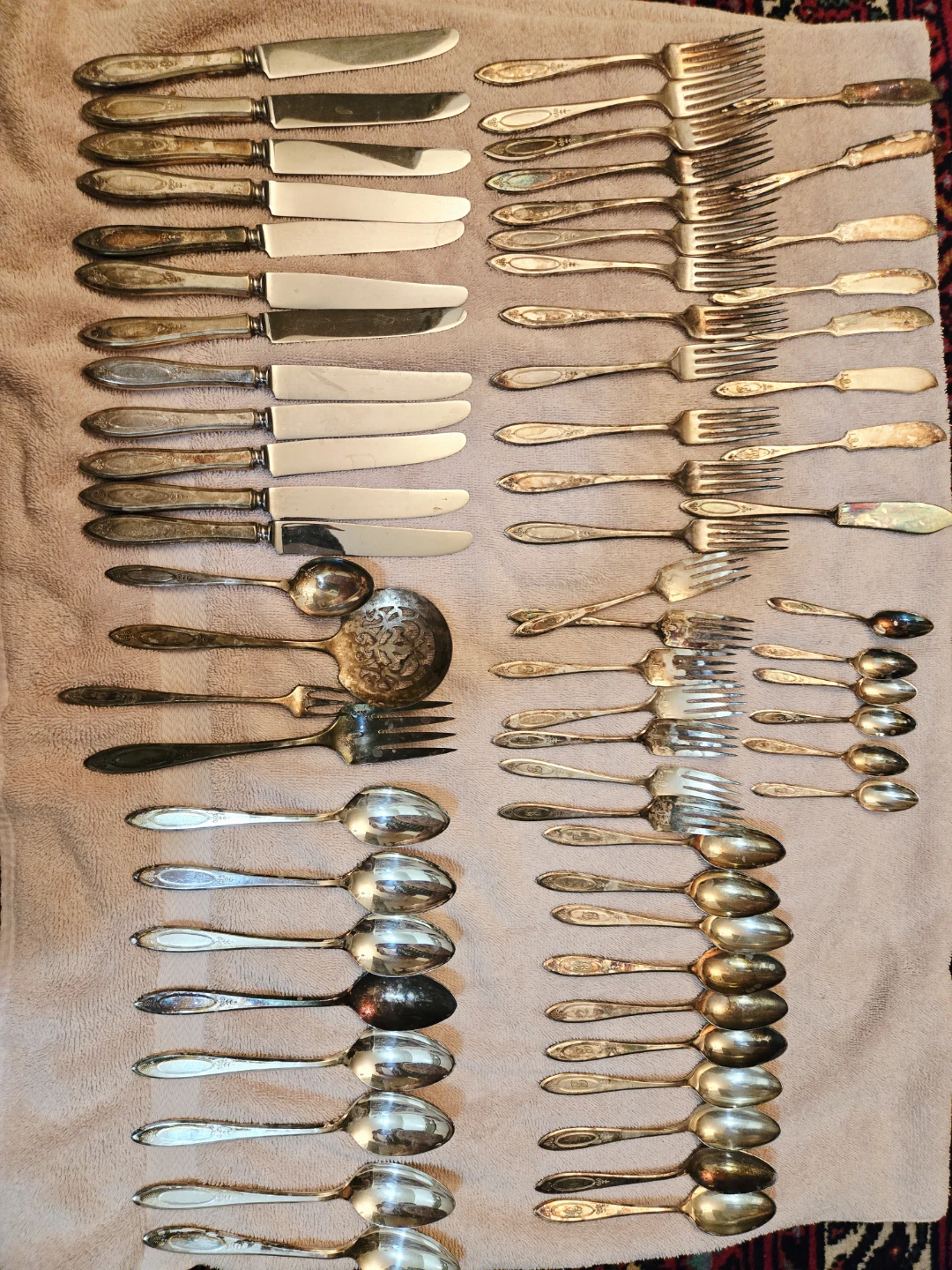 Community Plate Silverware Set