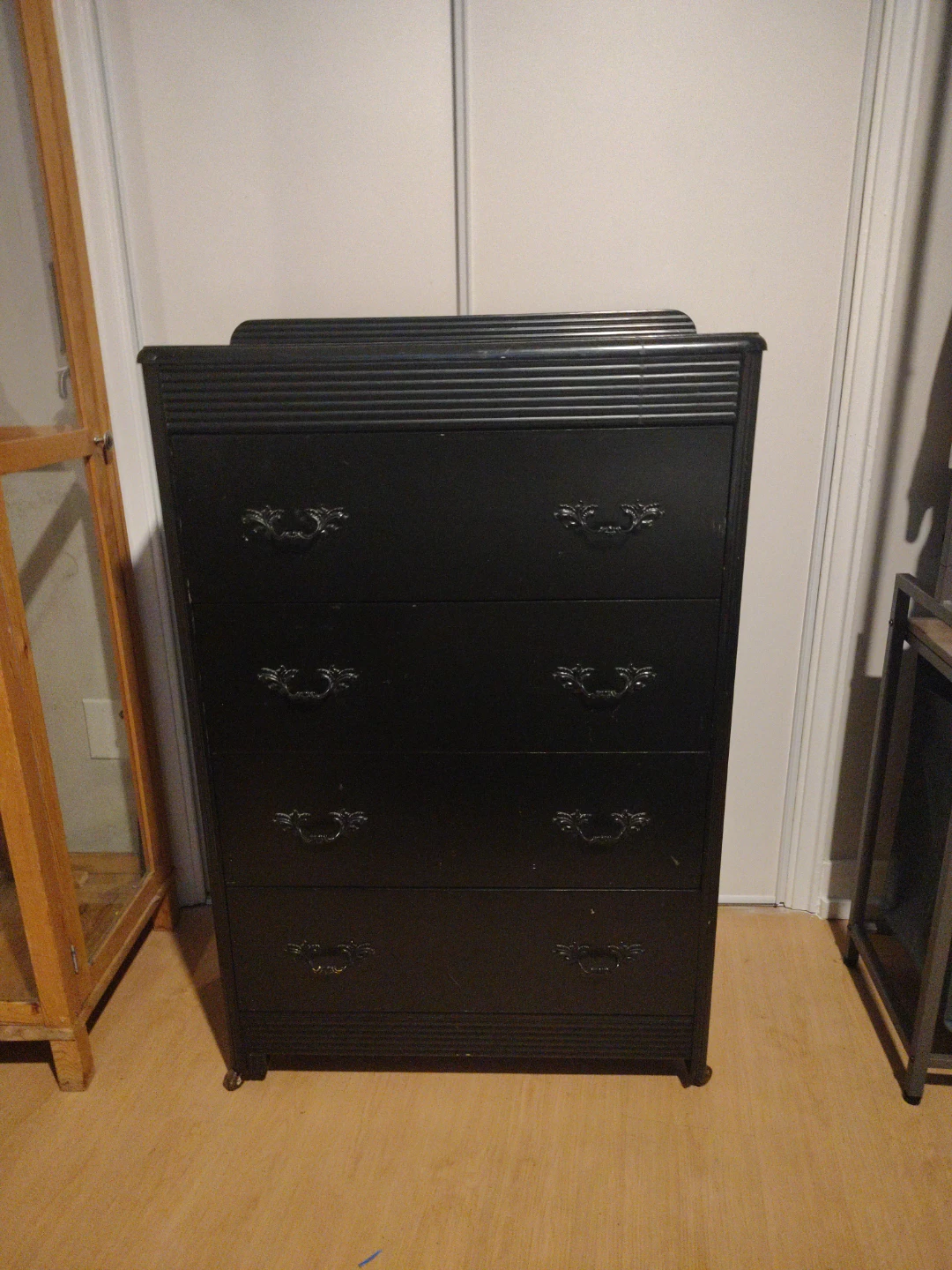 Black 4-Drawer Dresser