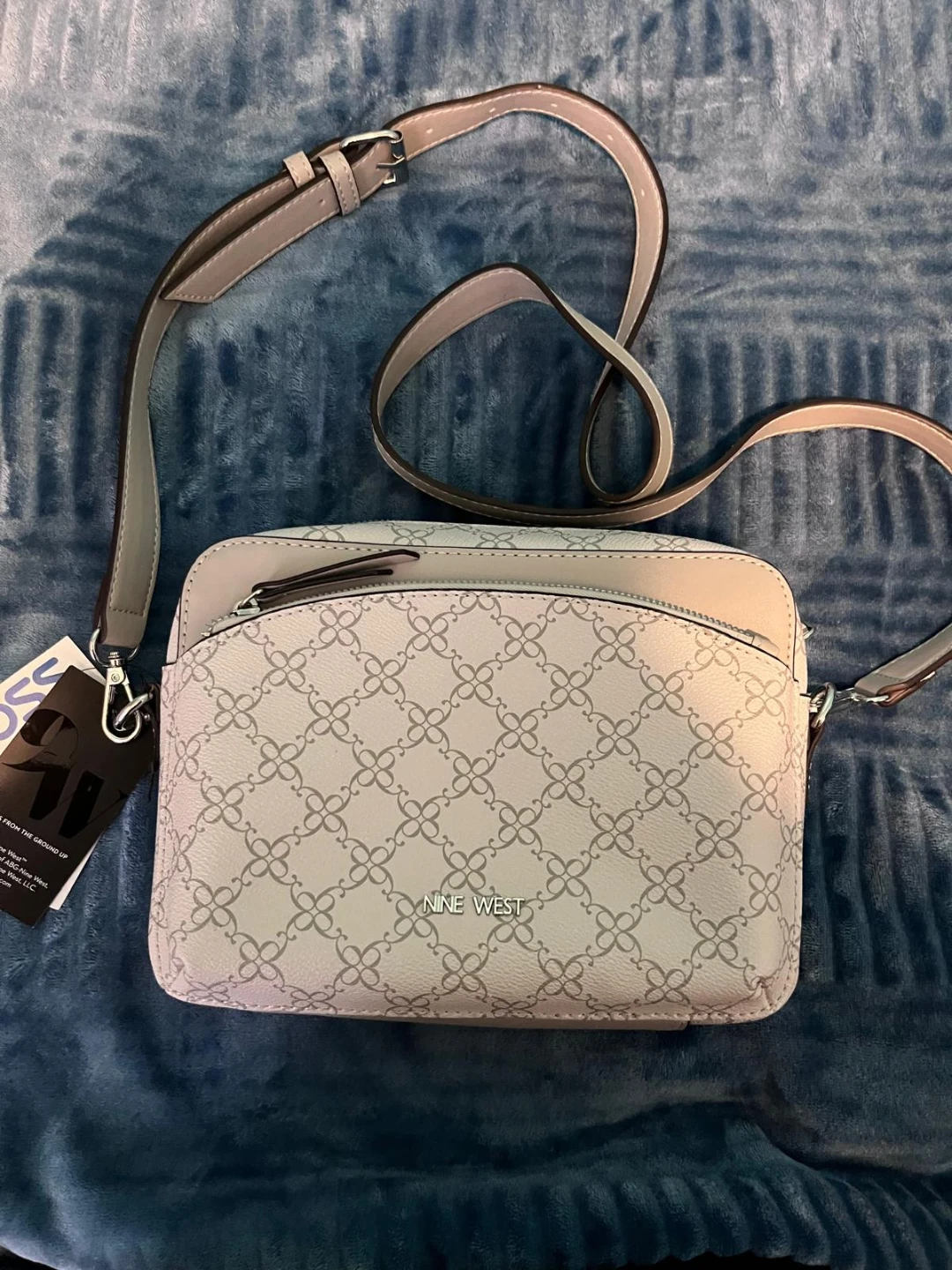 Tommy Hilfiger Monogram Crossbody Bag - photo 4