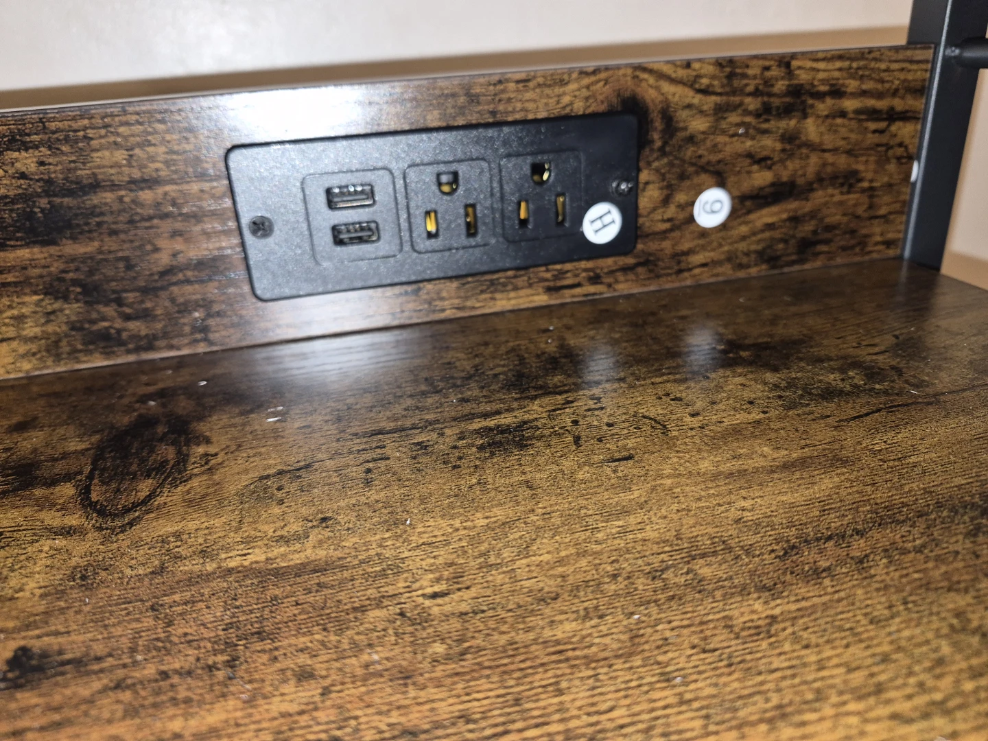 CHOEZON TBZ48U End Table with Power Outlet - photo 5