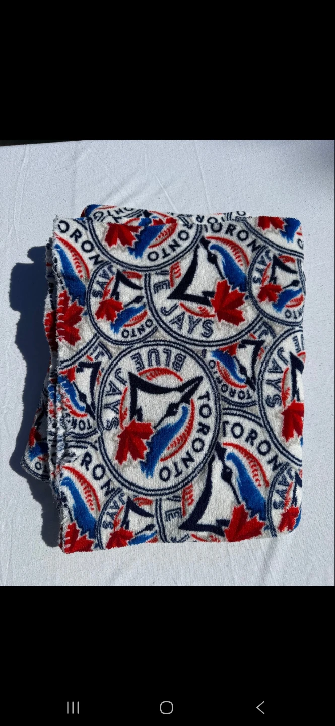 Toronto Blue Jays Fleece Throw Blanket - photo 3