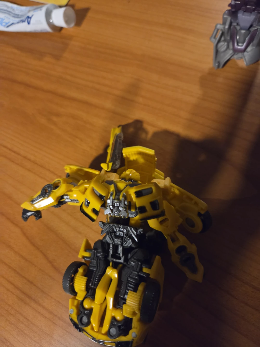 Transformers Shockwave and Bumblebee figures