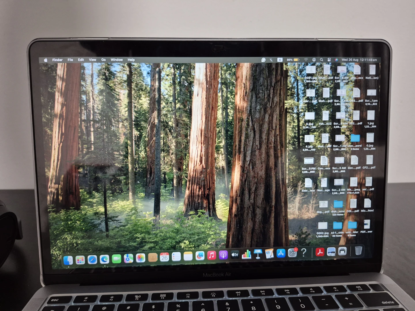 Apple MacBook Air 1.1 GHz Quad-Core Intel Core i5 - photo 4