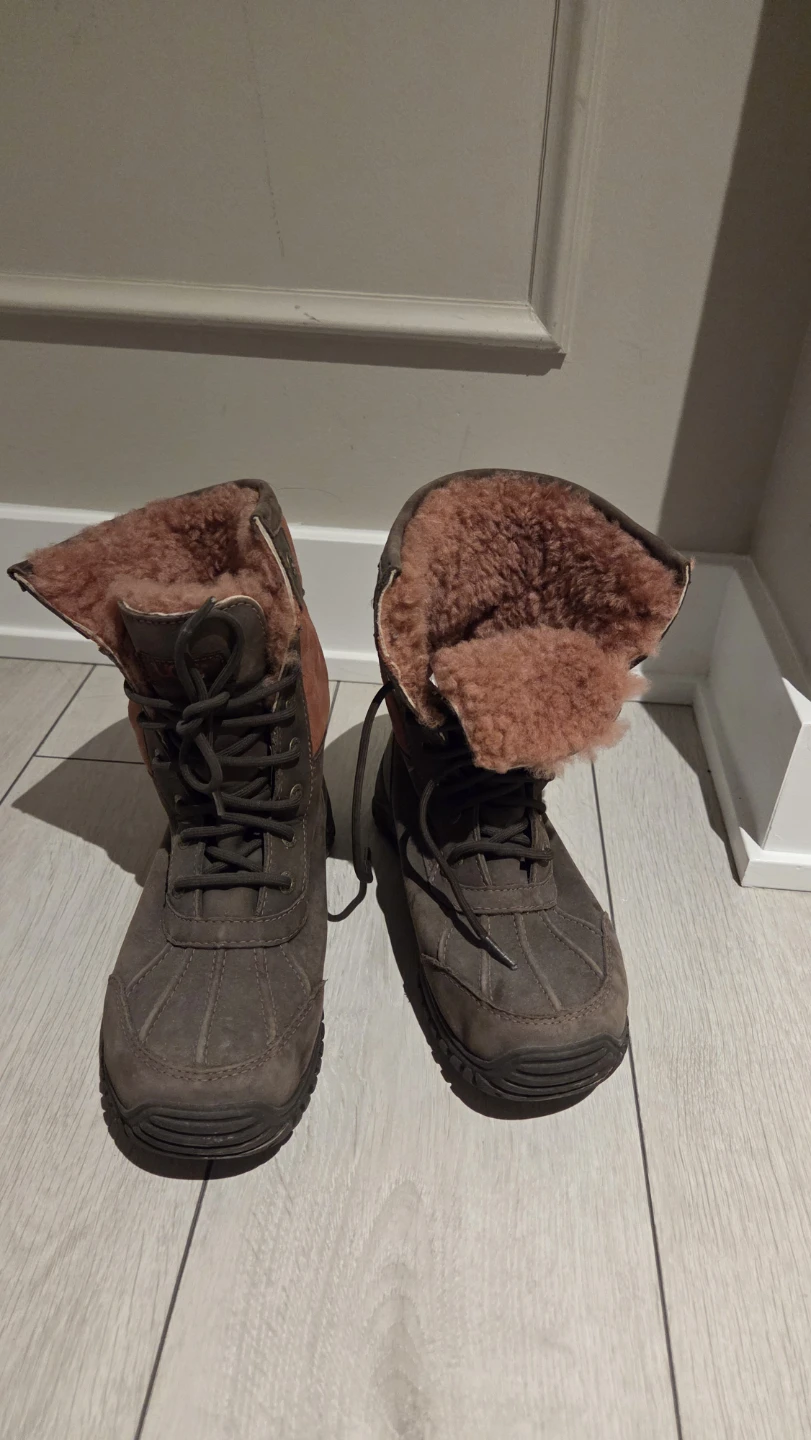Ugg winter boots