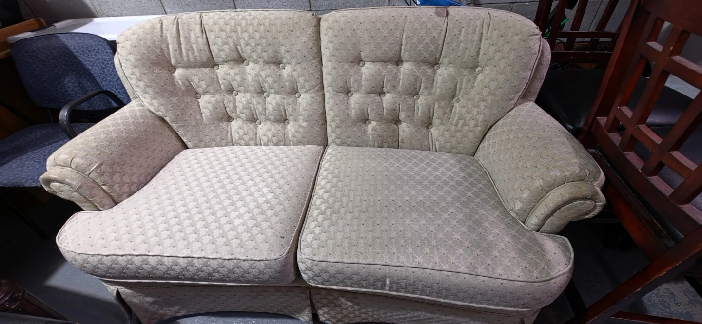 Two seater sofa - photo 5