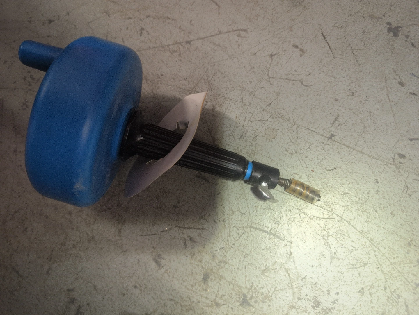 Cobra 15 ft Plastic Drum Auger - photo 3