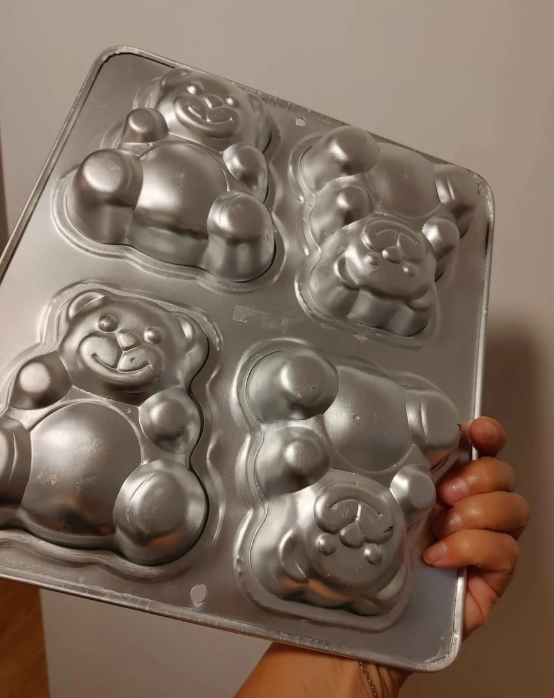 Wilton Teddy Bear Baking Pan - photo 3