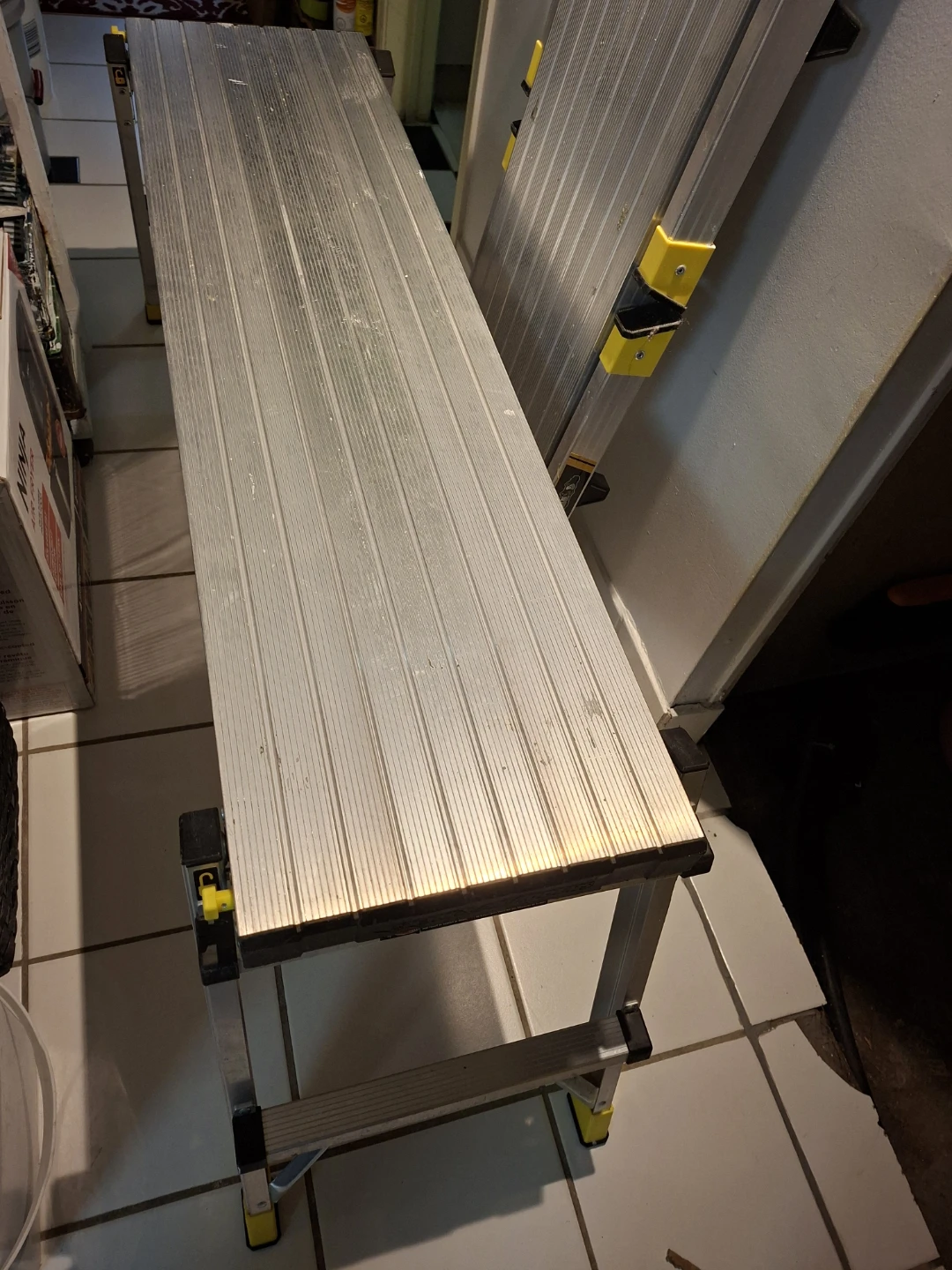 Gorilla Ladders Slim-Fold Work Platform