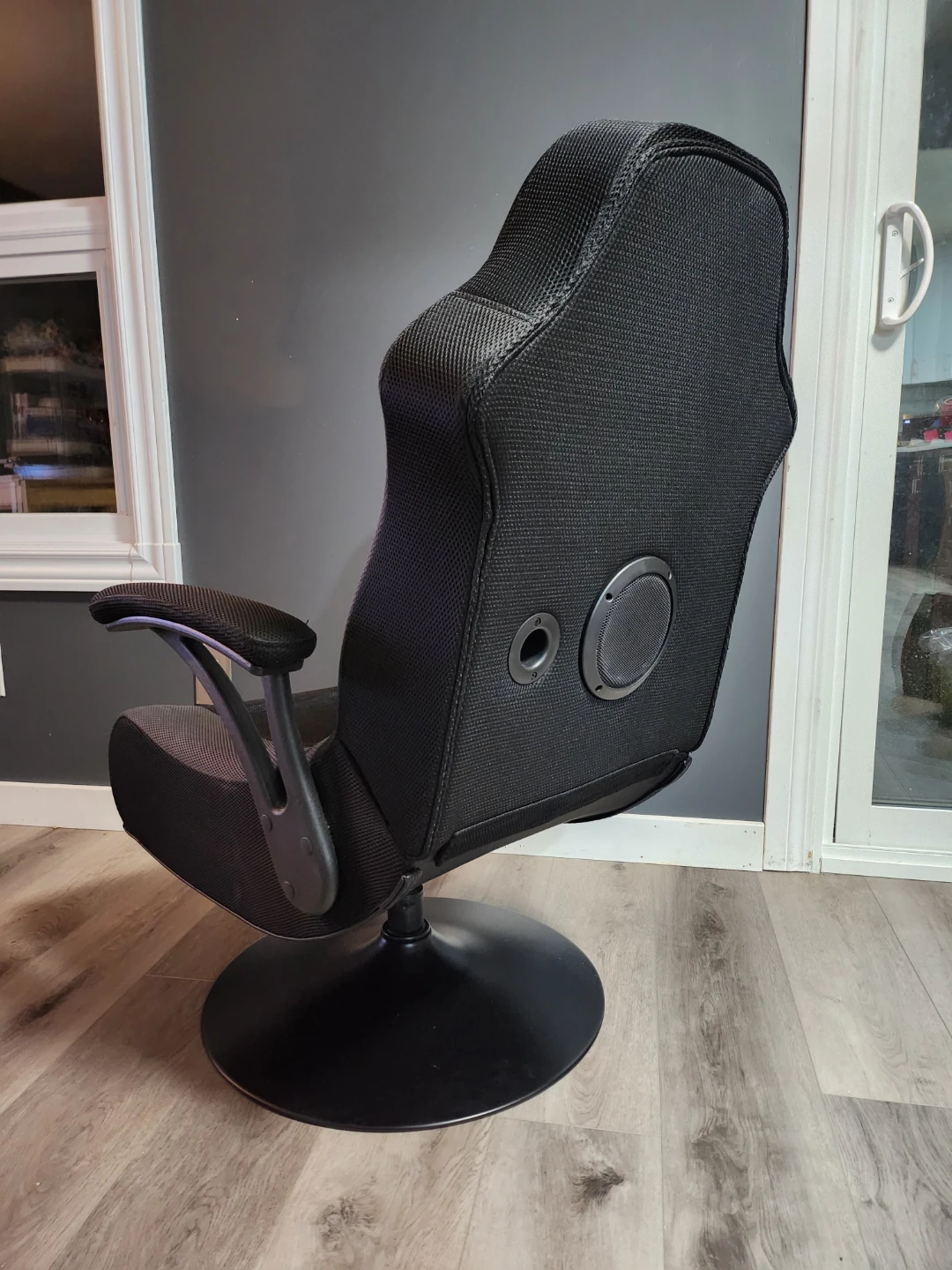 X Rocker Pedestal Gaming Chair Bluetooth Integrated Audio - photo 3