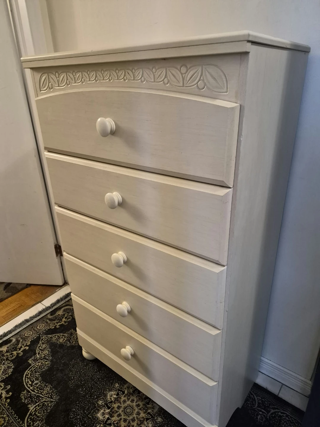 White 5-Drawer Dresser