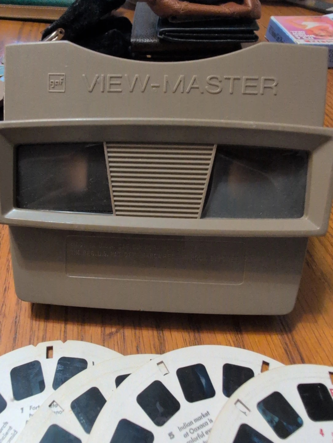 Vintage GAF View-Master with 3 Reels - photo 2