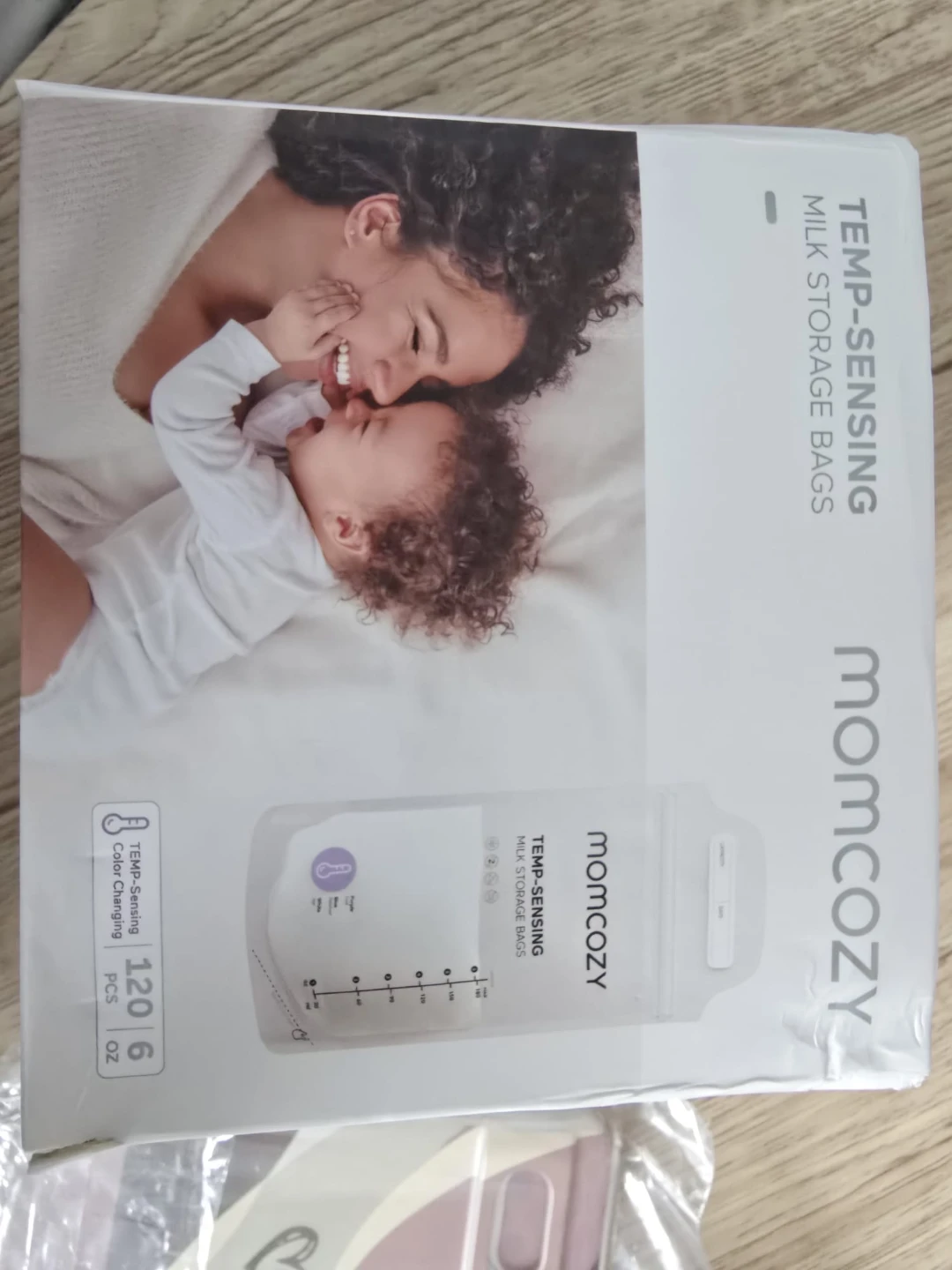 Momcozy Temp-Sensing Milk Storage Bags 120ct