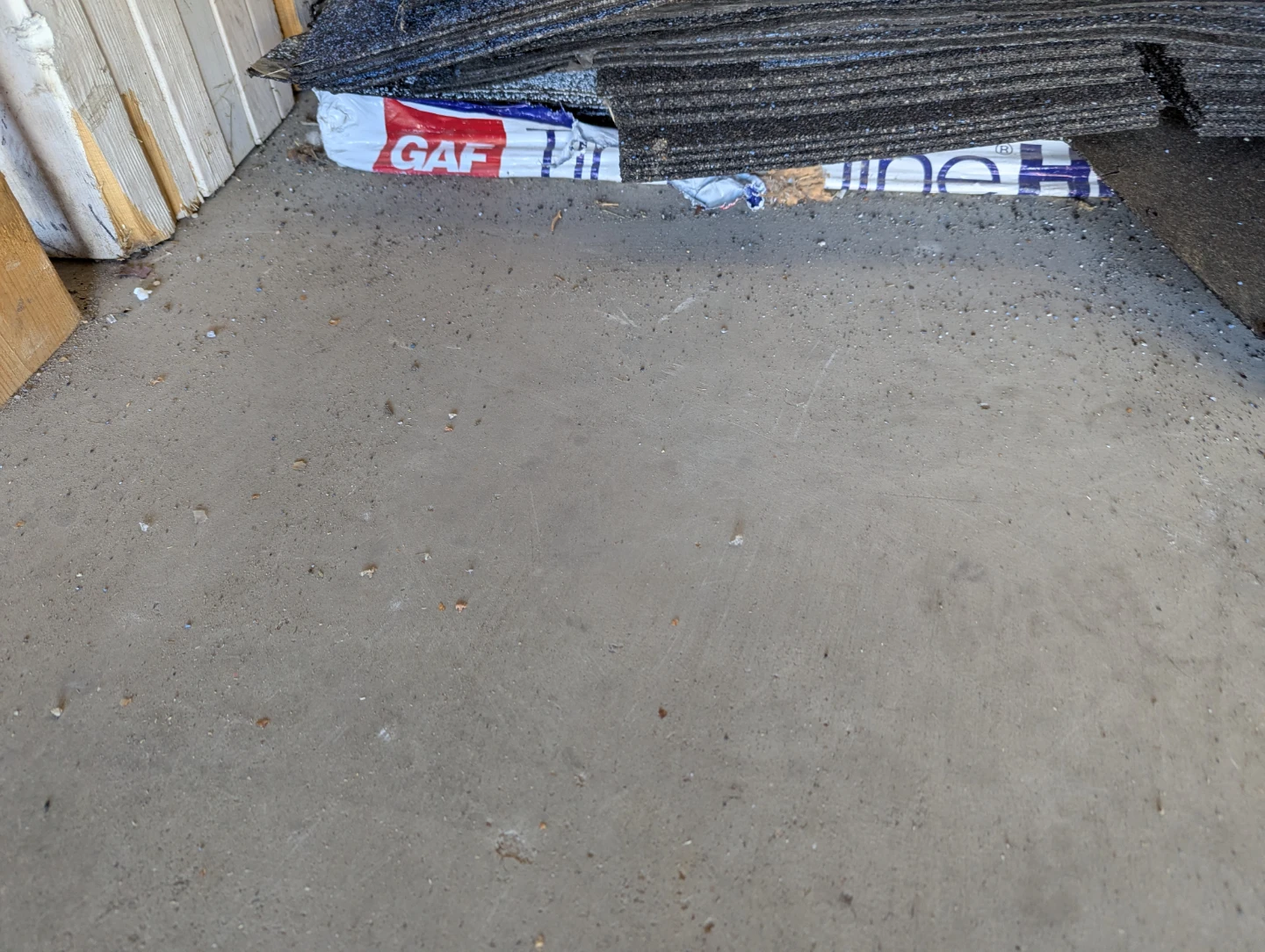 4 bundles of shingles - photo 4