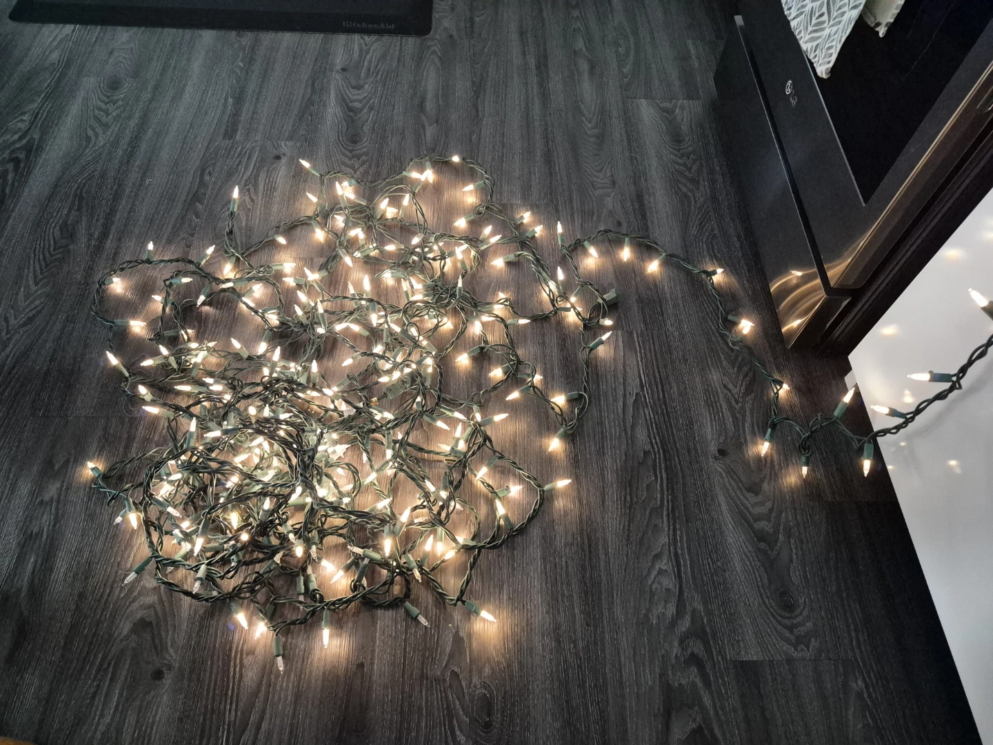 Indoor white led 3x32 feet of lights