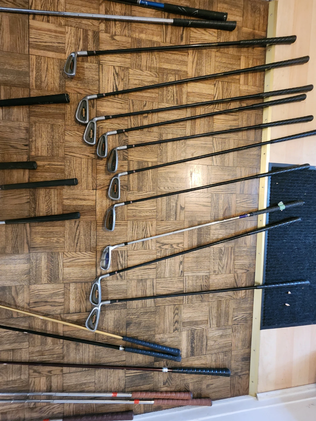 Set of Vintage  Tour Golf Clubs - photo 5