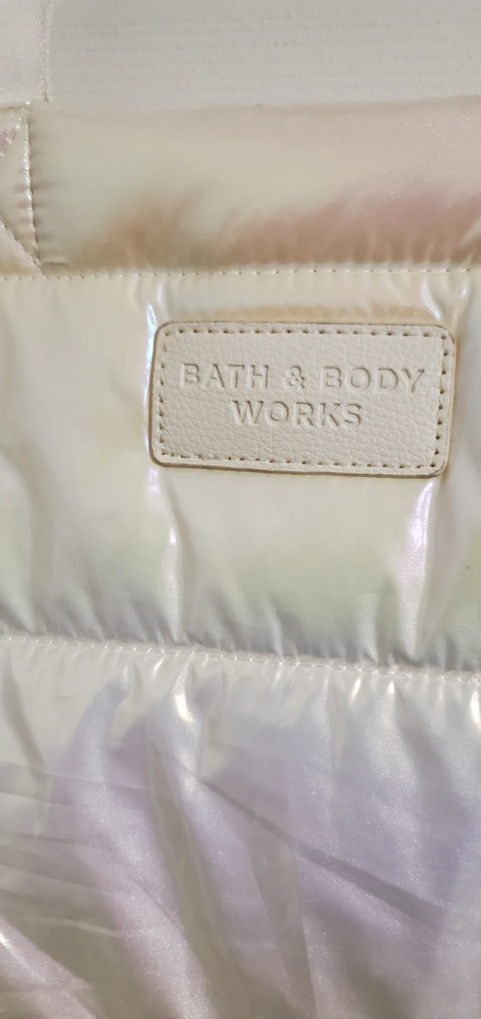 Bath & Body Works Iridescent Puffer Tote Bag - photo 2