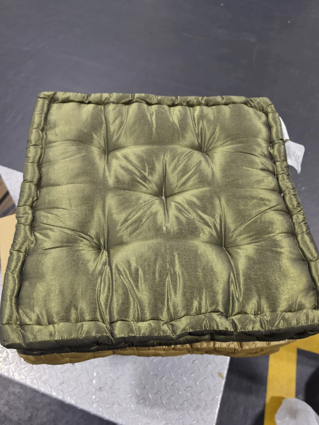 Set of 2 Tufted Seat Cushions - photo 2