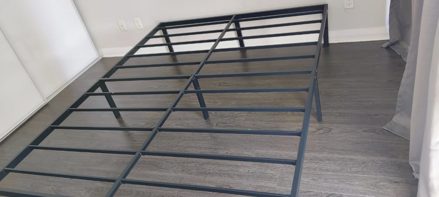 Black Metal Bed Frame – Good Condition - photo 4