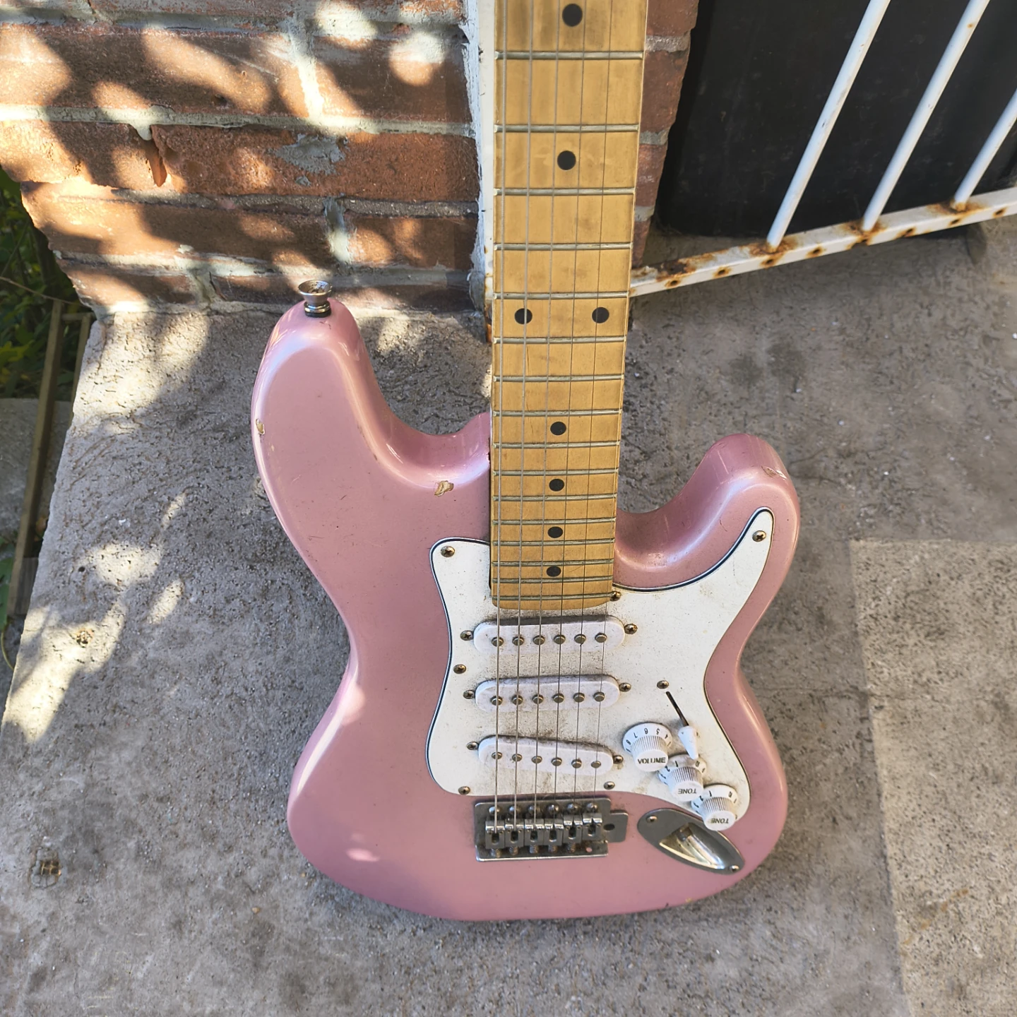 Electric guitar for kids - photo 4