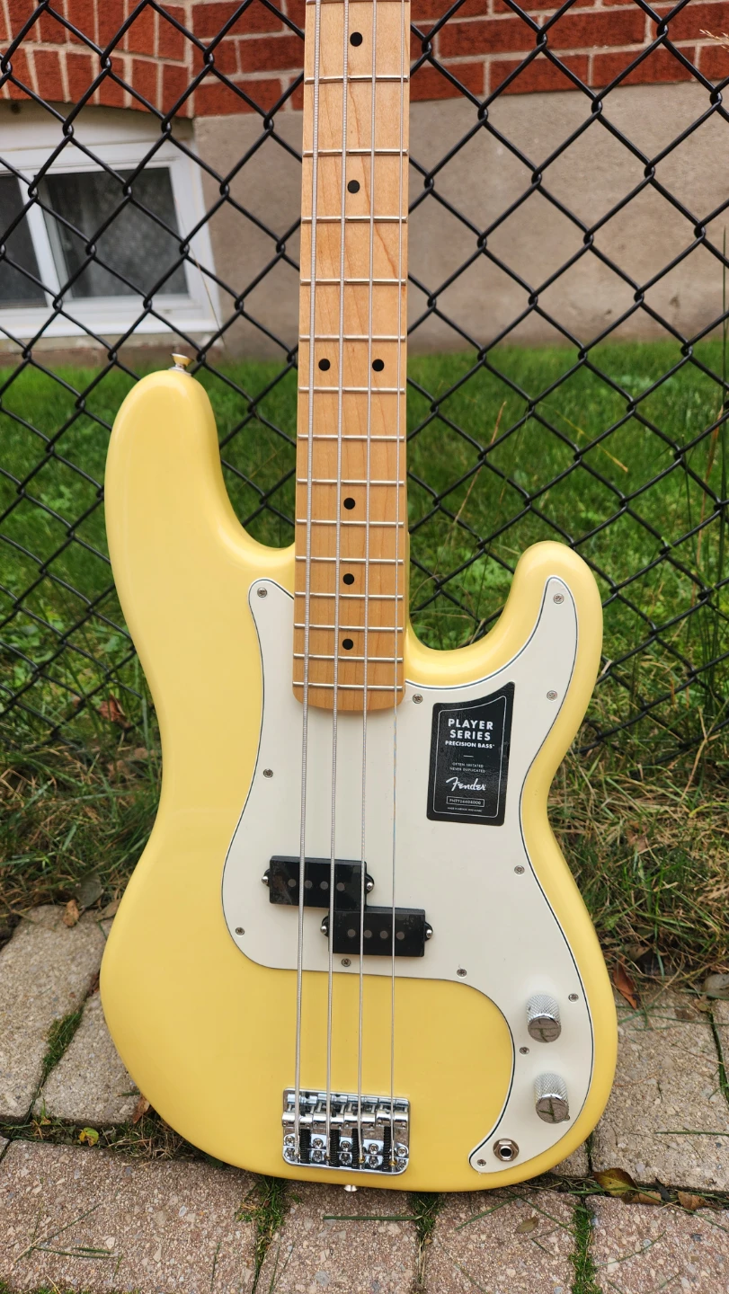 Fender Player Series Precision Bass - photo 2