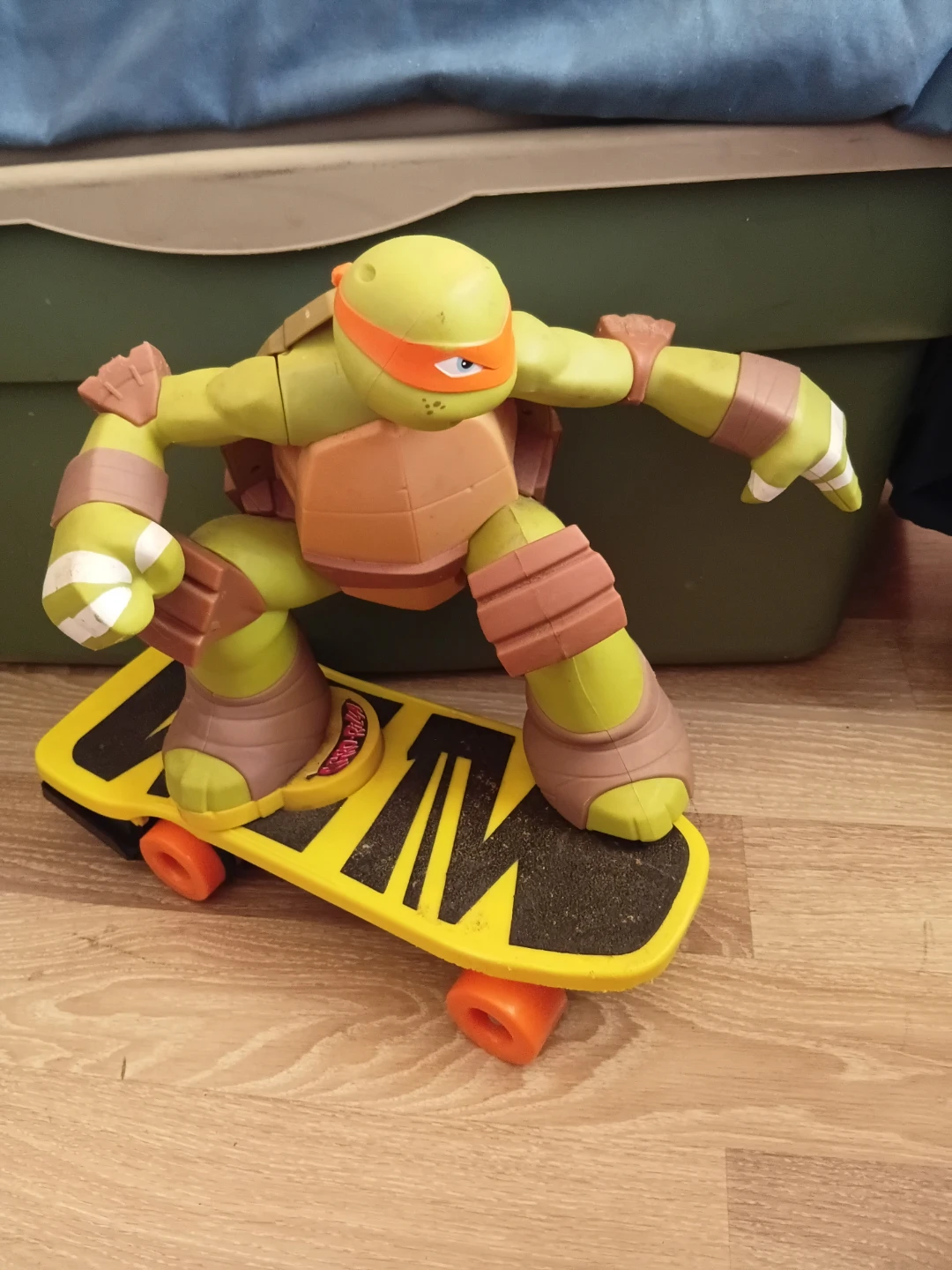 Teenage Mutant Ninja Turtles Michelangelo Action Figure - photo 3