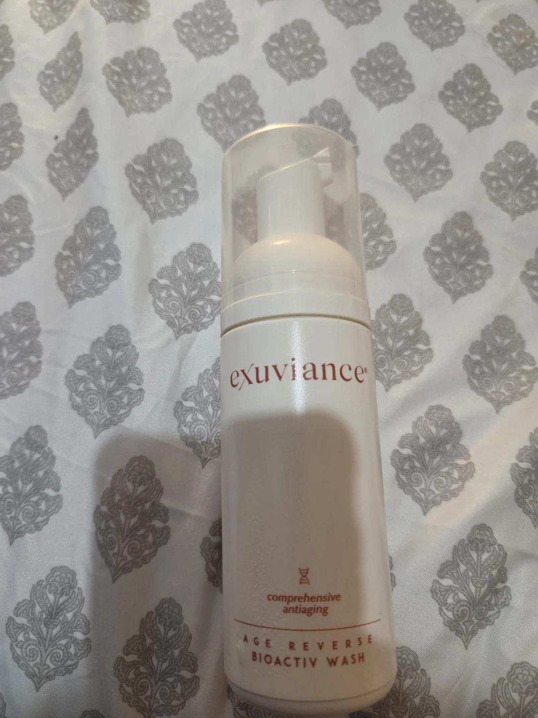 Exuviance Age Reverse BioActiv Wash