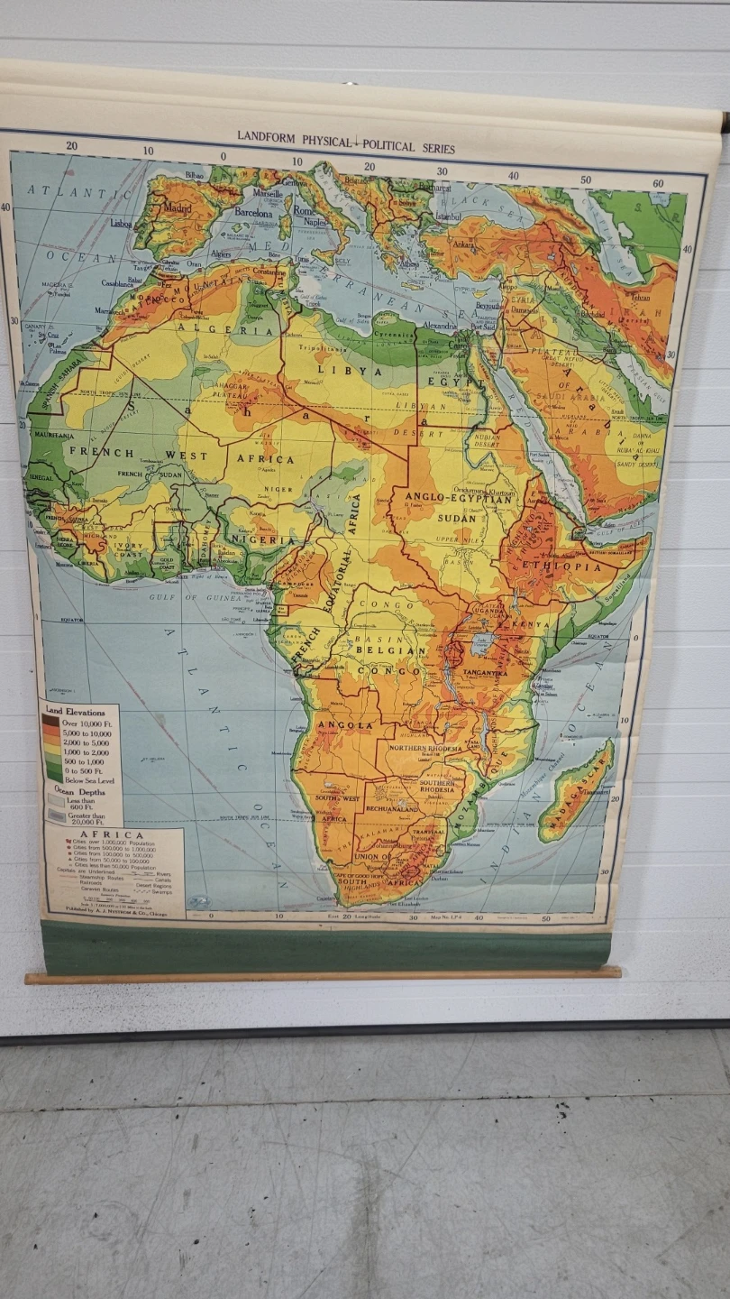 Vintage School Pull-Down Wall Maps - photo 3