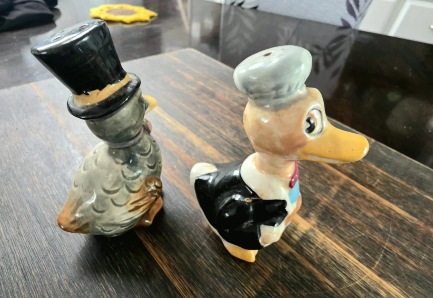 Vintage Ceramic Duck Salt and Pepper Shakers - photo 5