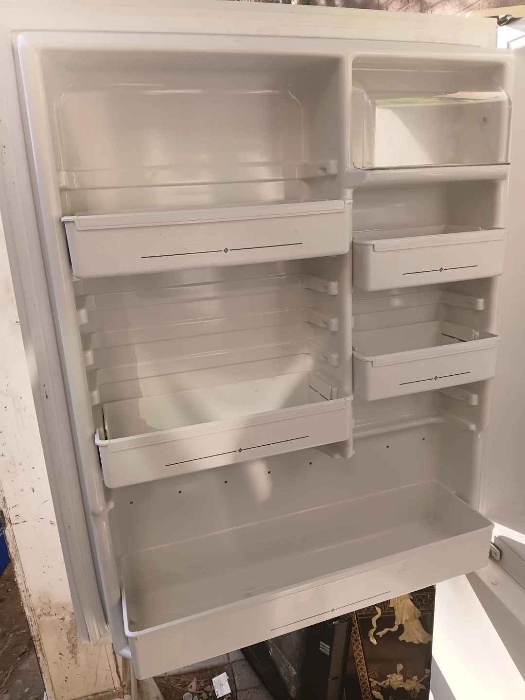Amana Bottom Freezer Refrigerator