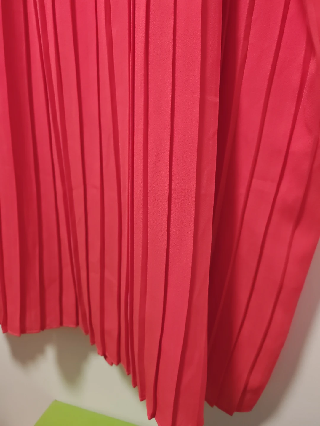 Bannana Republic Neon Pink Pleated Midi Skirt - photo 2
