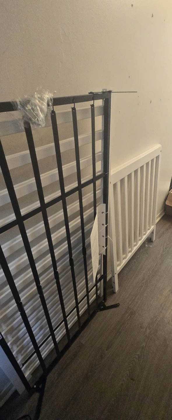 Simmons Crib Mattress and Frame - photo 2