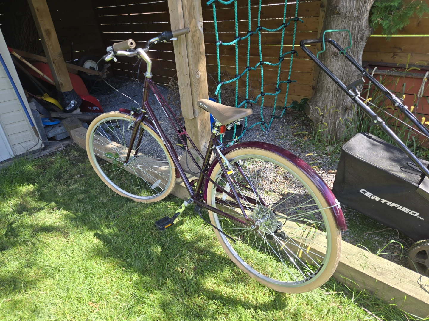 CCM Cruiser Bike