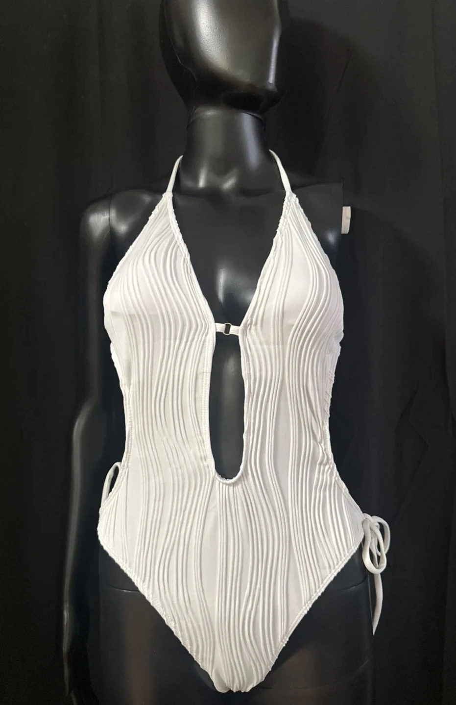 White Textured One-Piece Swimsuit - photo 2