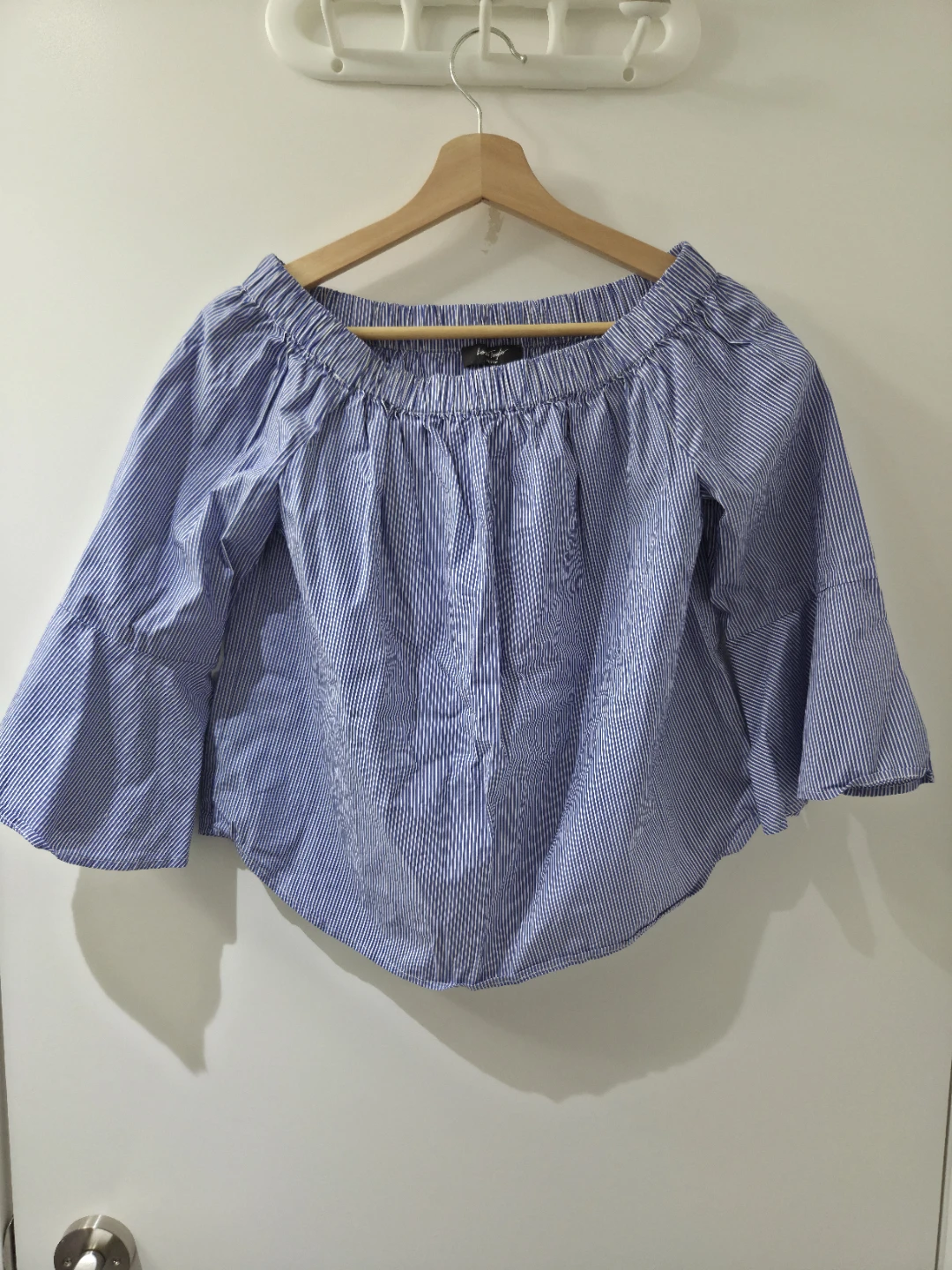Lord & Taylor Petite Blue and White Striped Top (Size M)